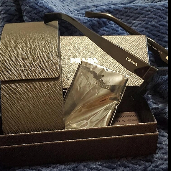 Mens Prada Symbole - Picture 4 of 4